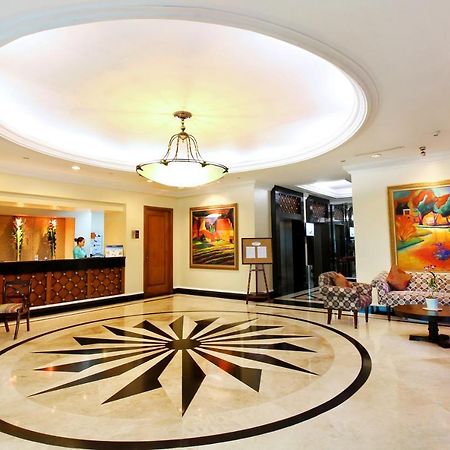 Oxford Suites Makati Makati City Bagian luar foto