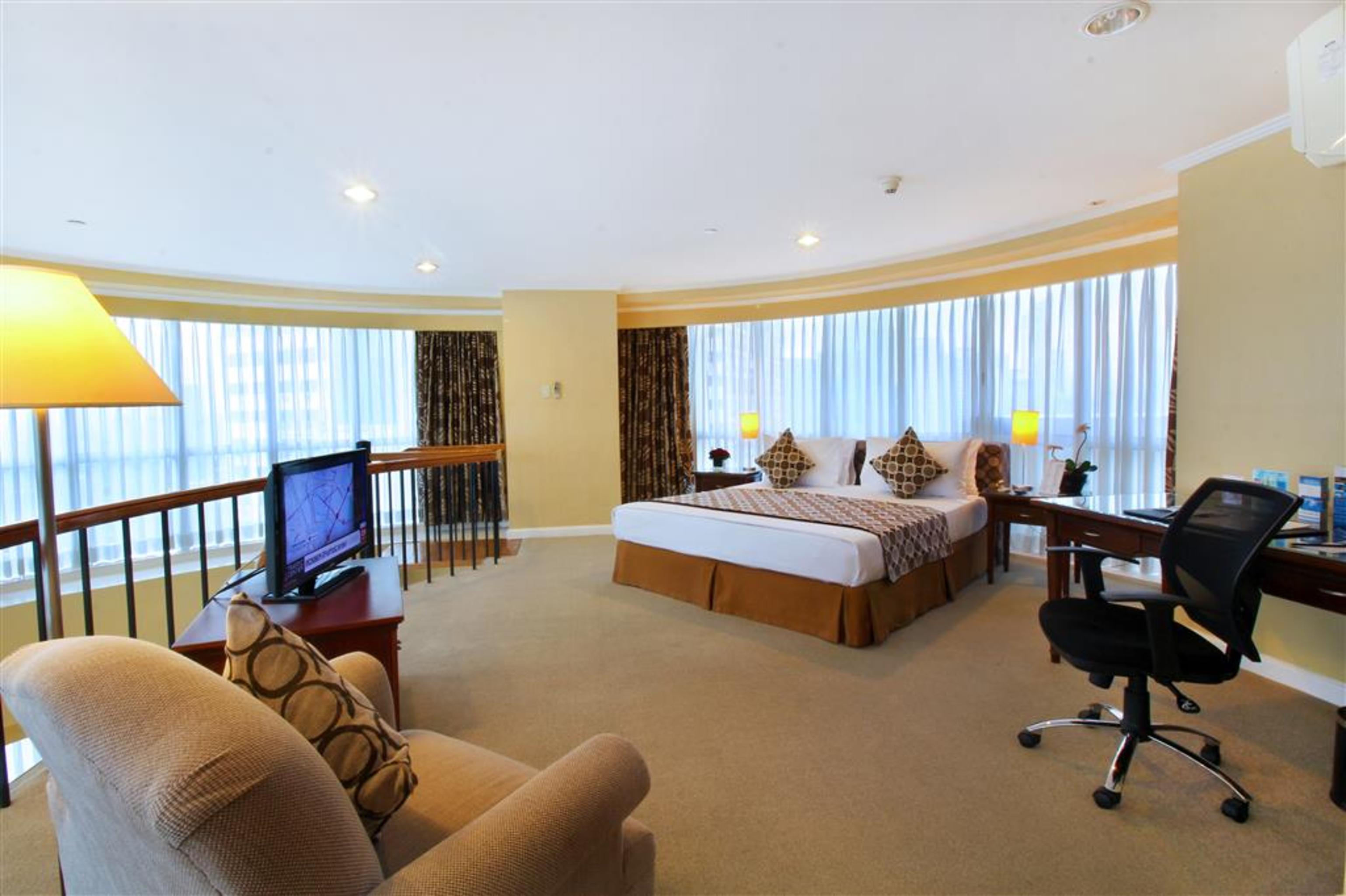Oxford Suites Makati Makati City Bagian luar foto