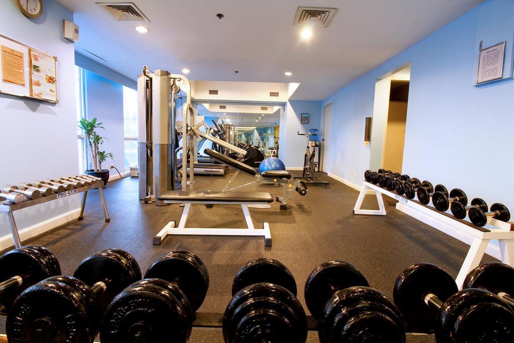Oxford Suites Makati Makati City Bagian luar foto